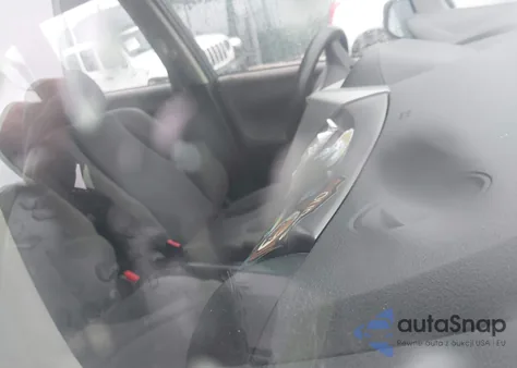 2013 Honda Fit z USA, uszkodzony, nr VIN JHMGE8H39DC081189